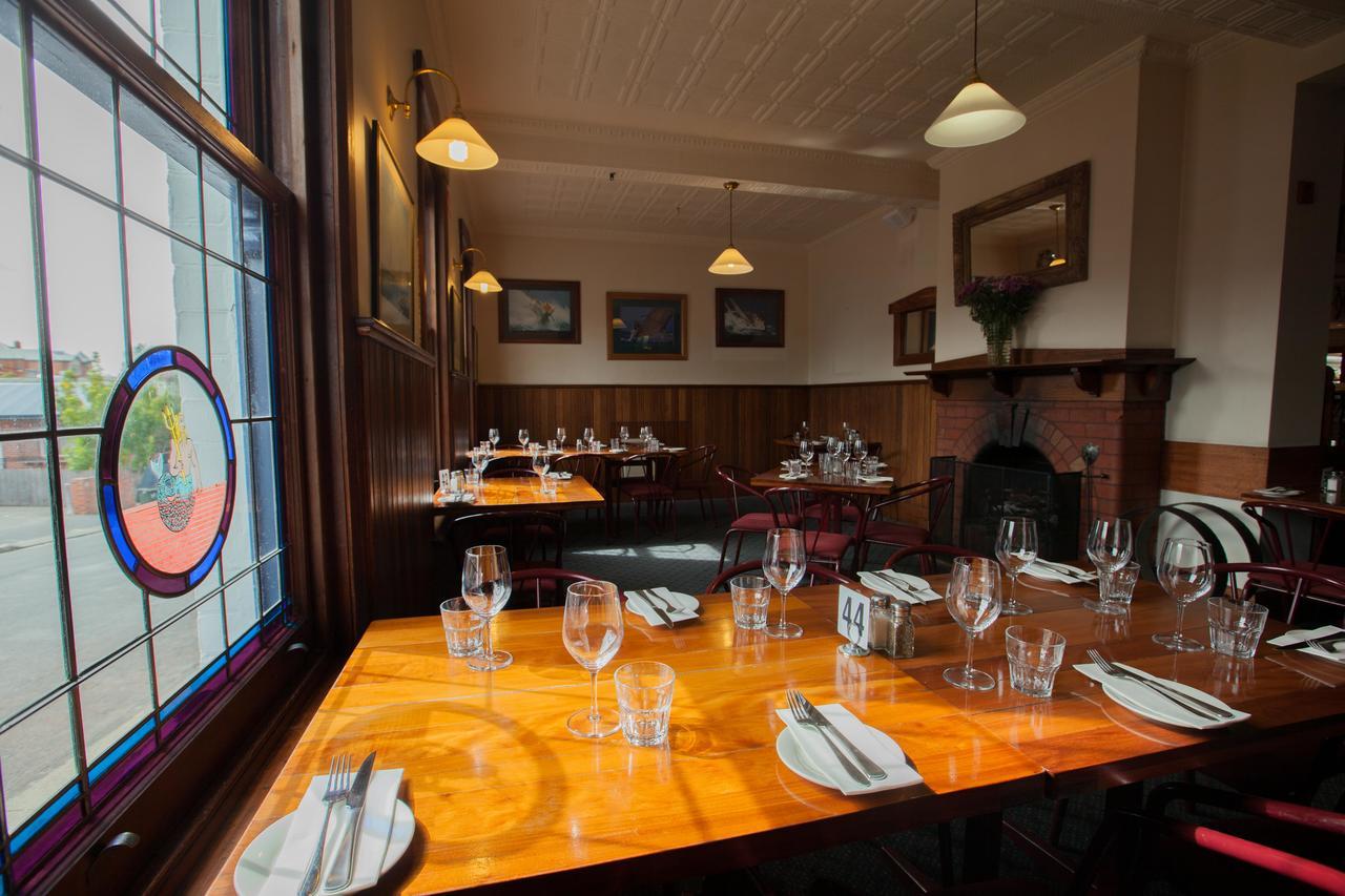 Отель The Shipwrights Arms Хобарт Экстерьер фото